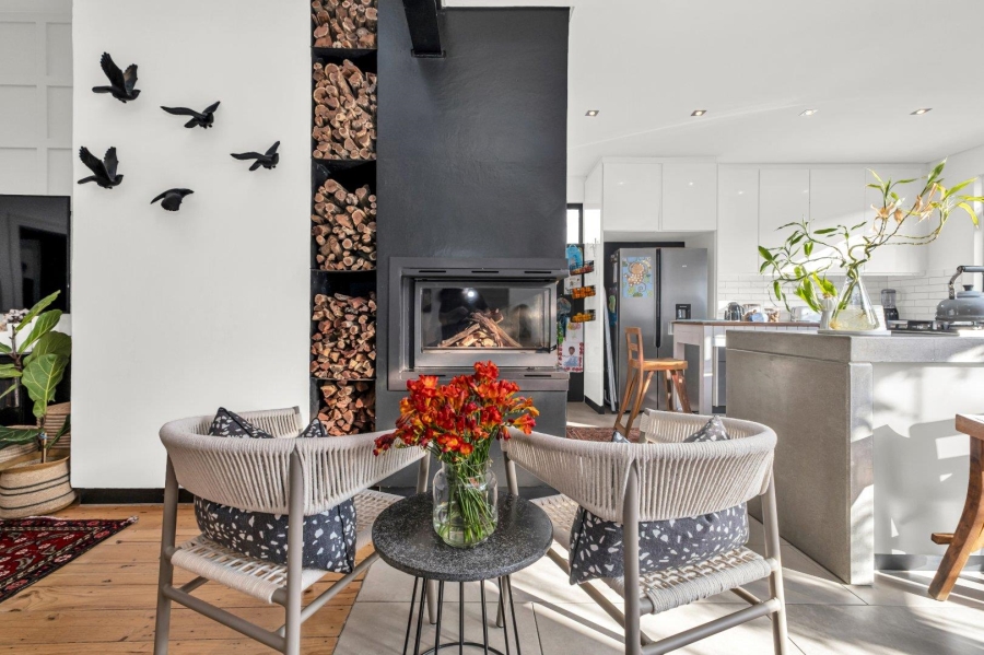 4 Bedroom Property for Sale in Oranjezicht Western Cape